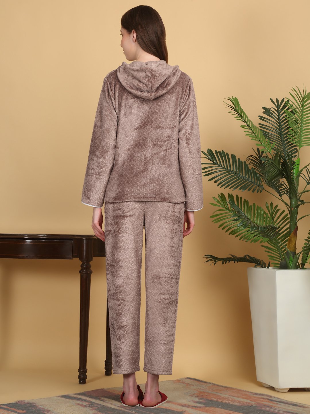 Women Brown Solid Hooded Woolen Night Suit