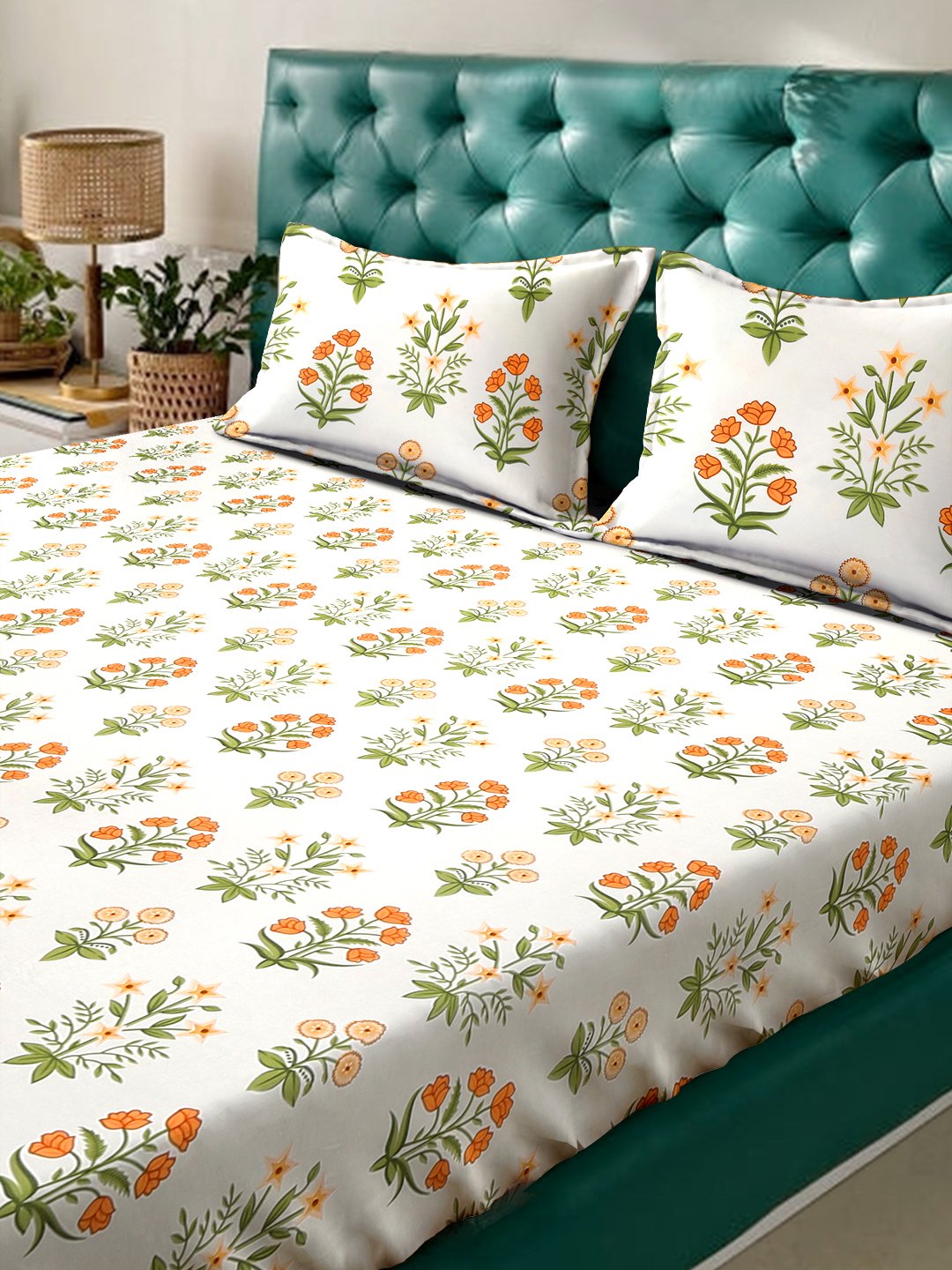 Cream Floral 300 TC Cotton Blend Fitted Double Bedsheet in Book Fold Packing