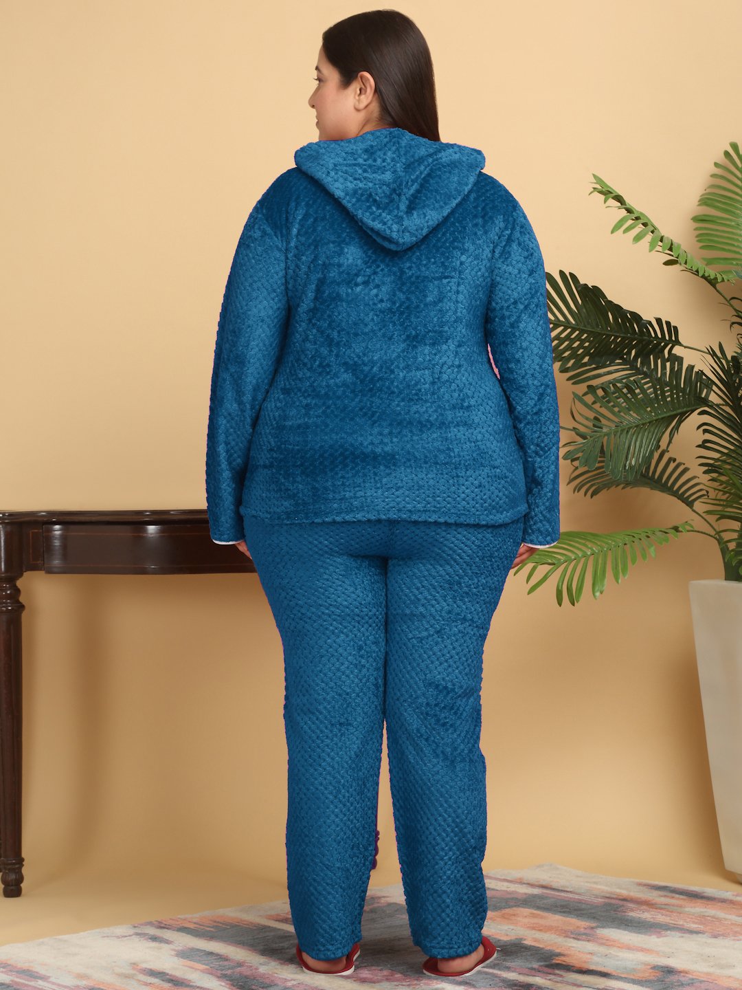 Women Blue Solid Hooded Woolen Night Suit