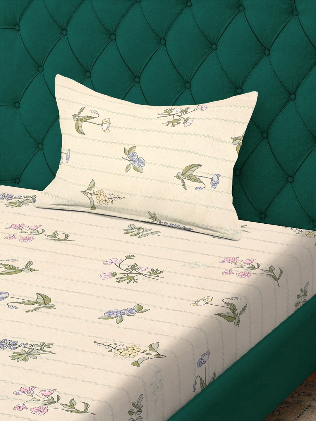 Cream Floral 300 TC Cotton Blend Fitted Single Bedsheet with Pillow Cover