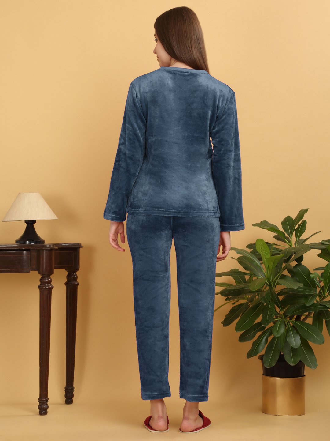 Klotthe Women Turquoise Solid Woolen Night Suit