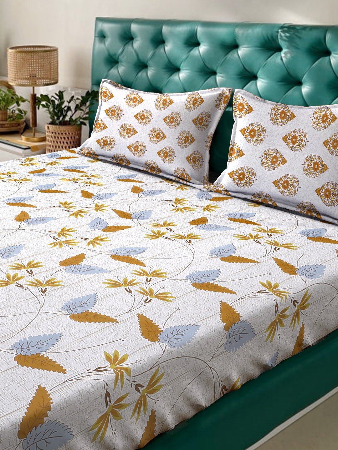 Cream Floral 400 TC Pure Cotton Double Bedsheet with 2 Pillow Covers