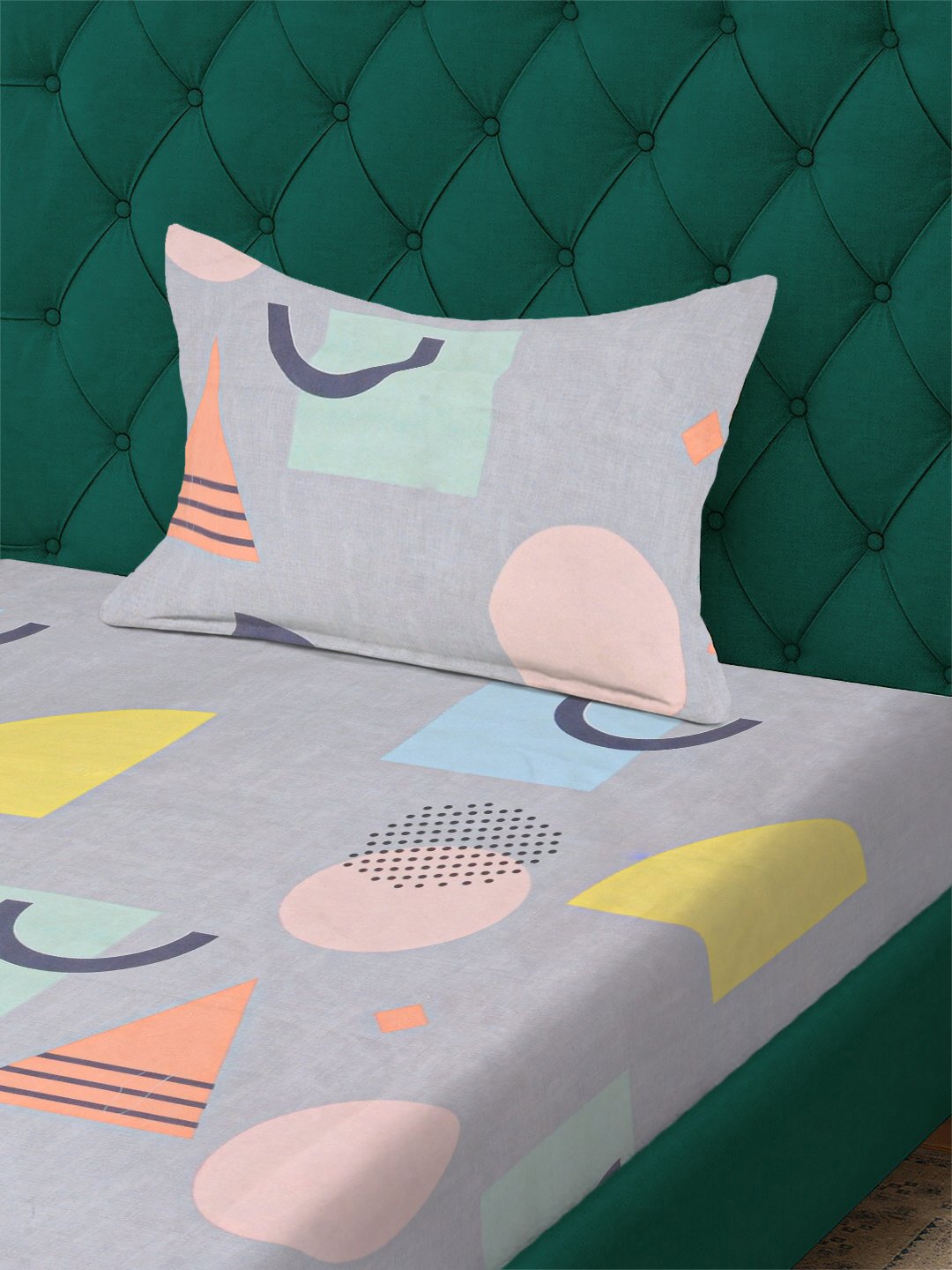 Grey Geometric 300 TC Cotton Blend Single Bedsheet with Pillow Cover
