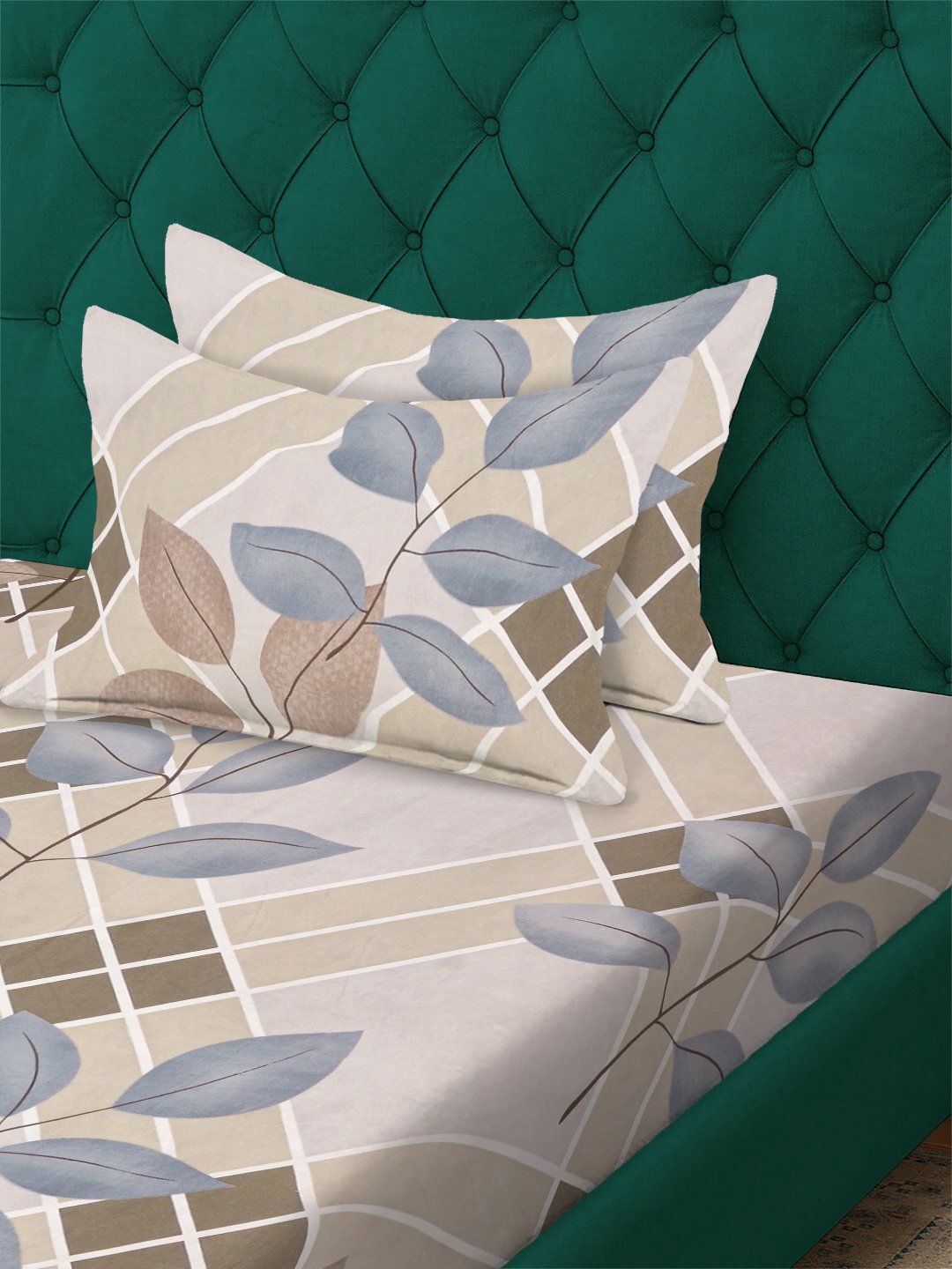 Multi Geometric 300 TC Cotton Blend Fitted Single Bedsheet with 2 Pillow Covers