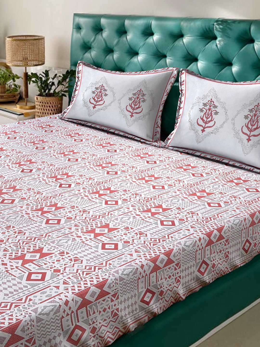 Red Geometric 400 TC Pure Cotton Super King Double Bedsheet with 2 Pillow Covers