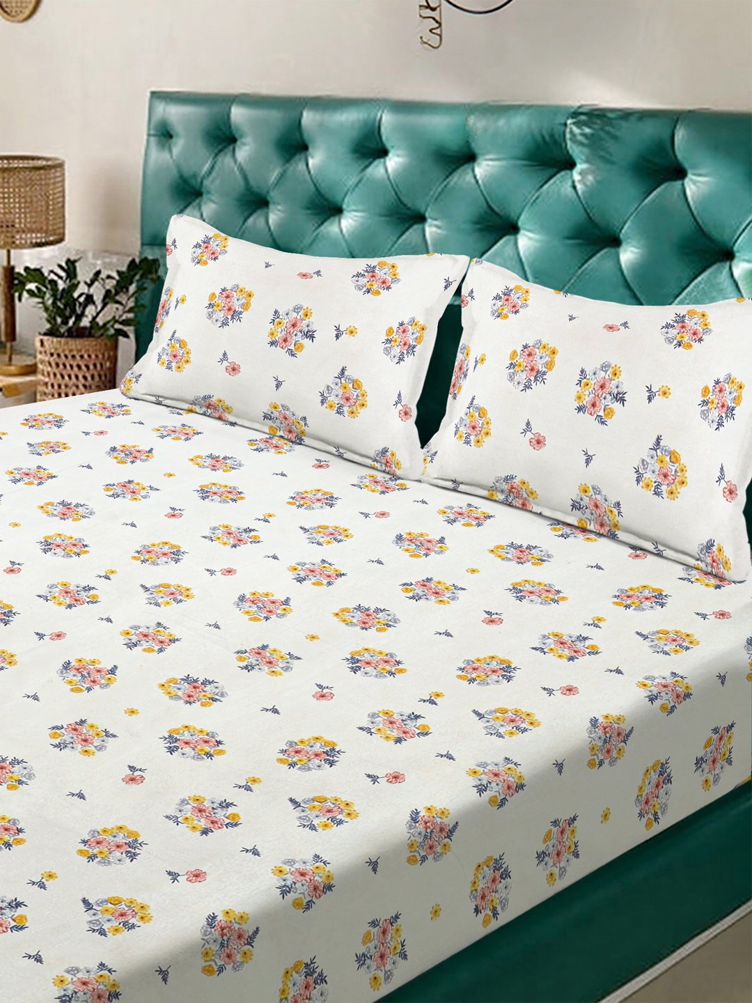 Cream Floral 300 TC Cotton Blend Double Bedsheet with 2 Pillow Covers