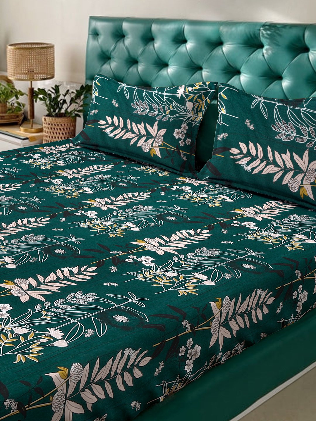 Green Floral 300 TC Cotton Blend Double Bedsheet in Book Fold Packing