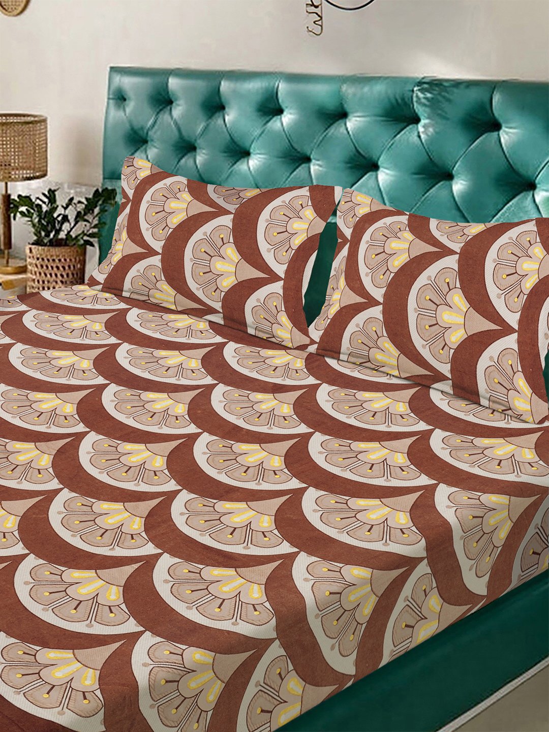 Brown Floral 300 TC Cotton Blend Double Bedsheet with 2 Pillow Covers