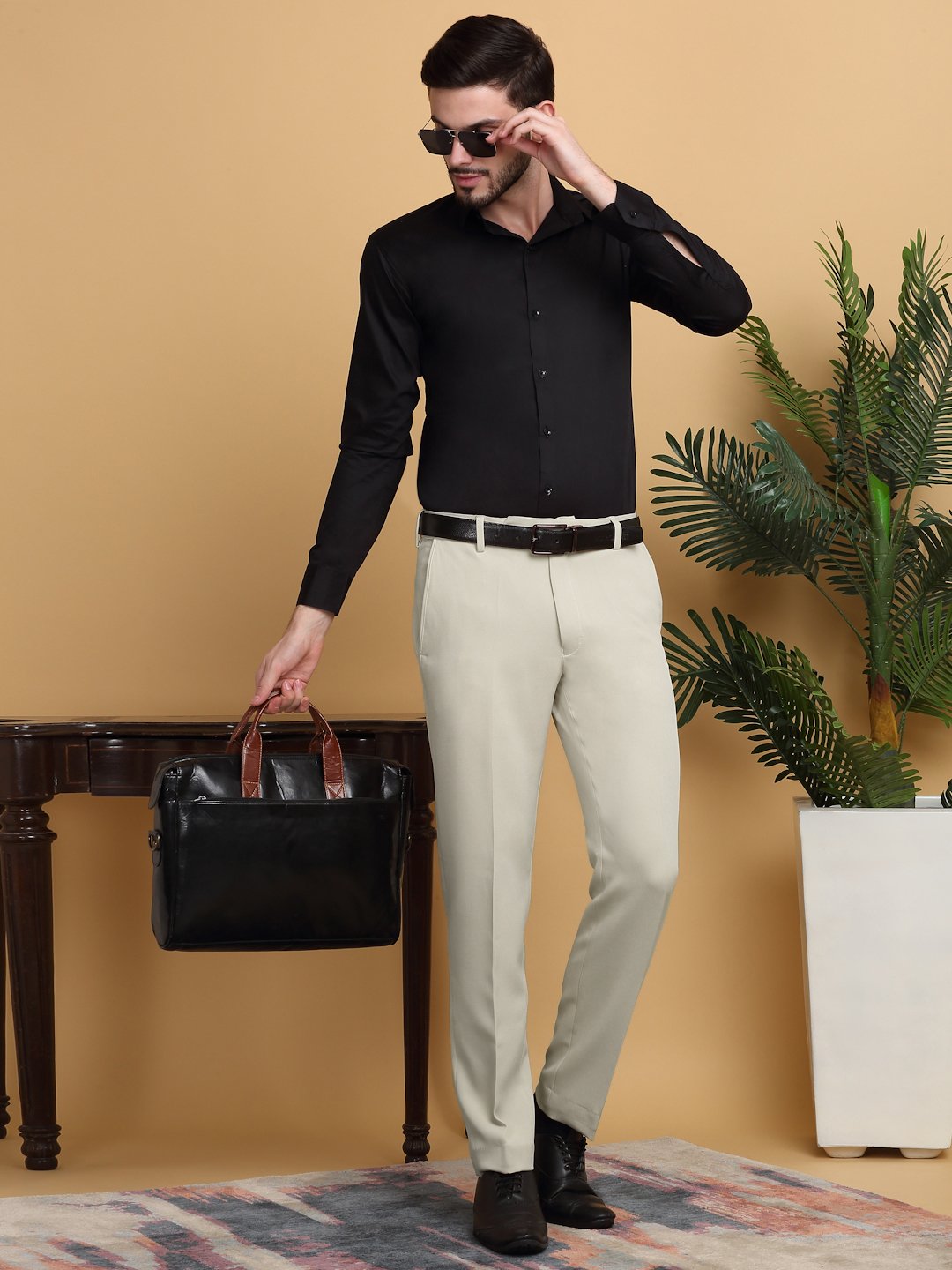 Beige Lycra Cotton Elastic Solid Slim Fit Formal Trouser
