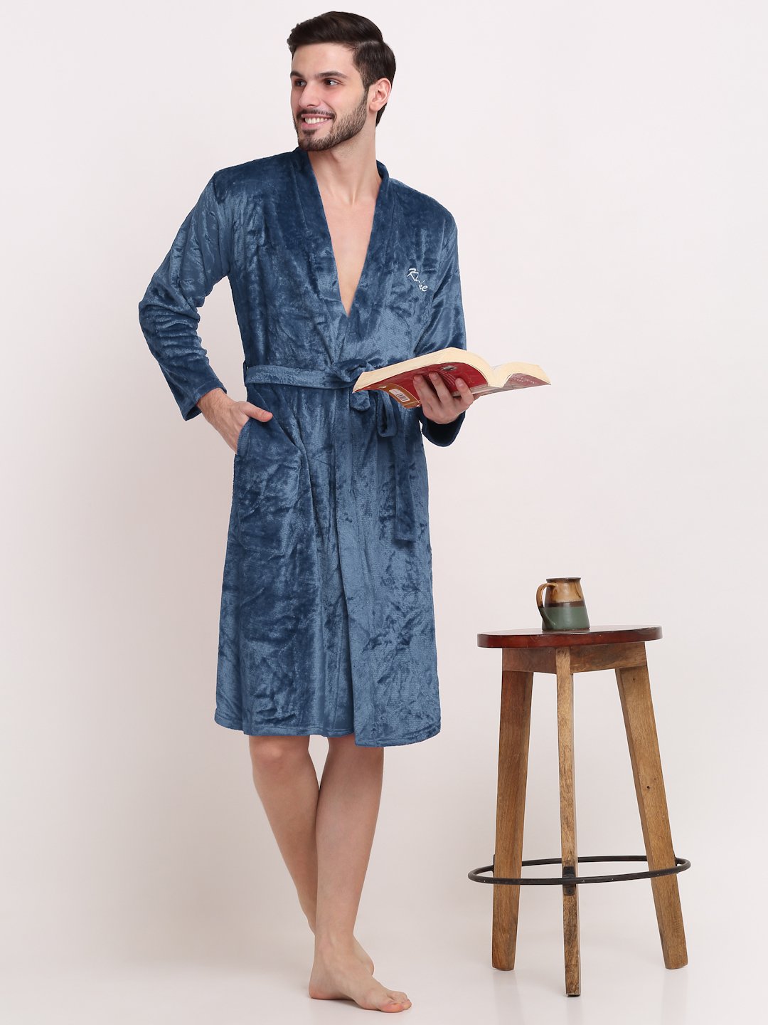 Men Turquoise Solid Wool Bath Robe With Belt