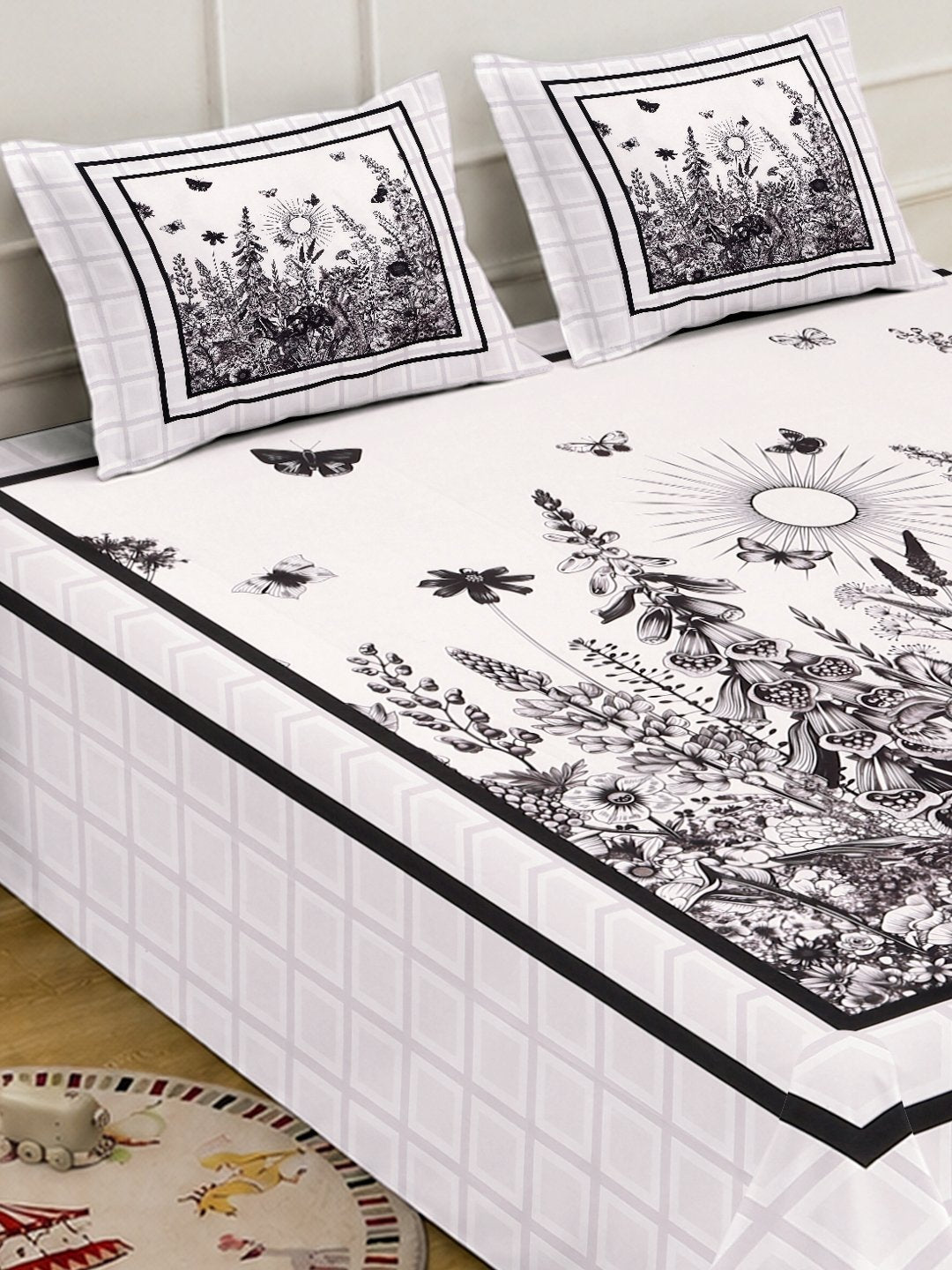 Digital White Floral Cotton Blend Double Bedsheet with 2 Pillow Covers