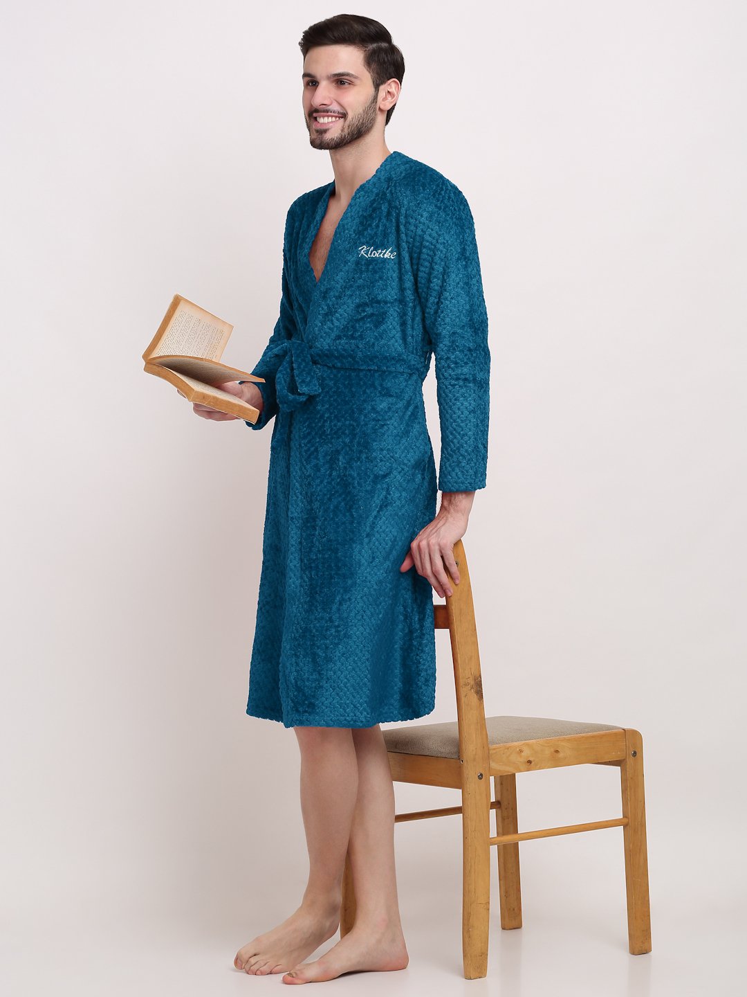 Men Blue Self Design Wool Bath Robe With Belt