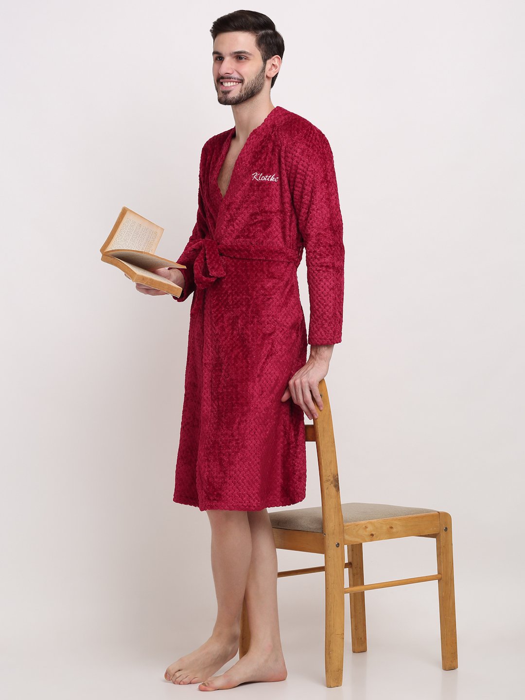 Men Red Self Design Wool Bath Robe With Belt