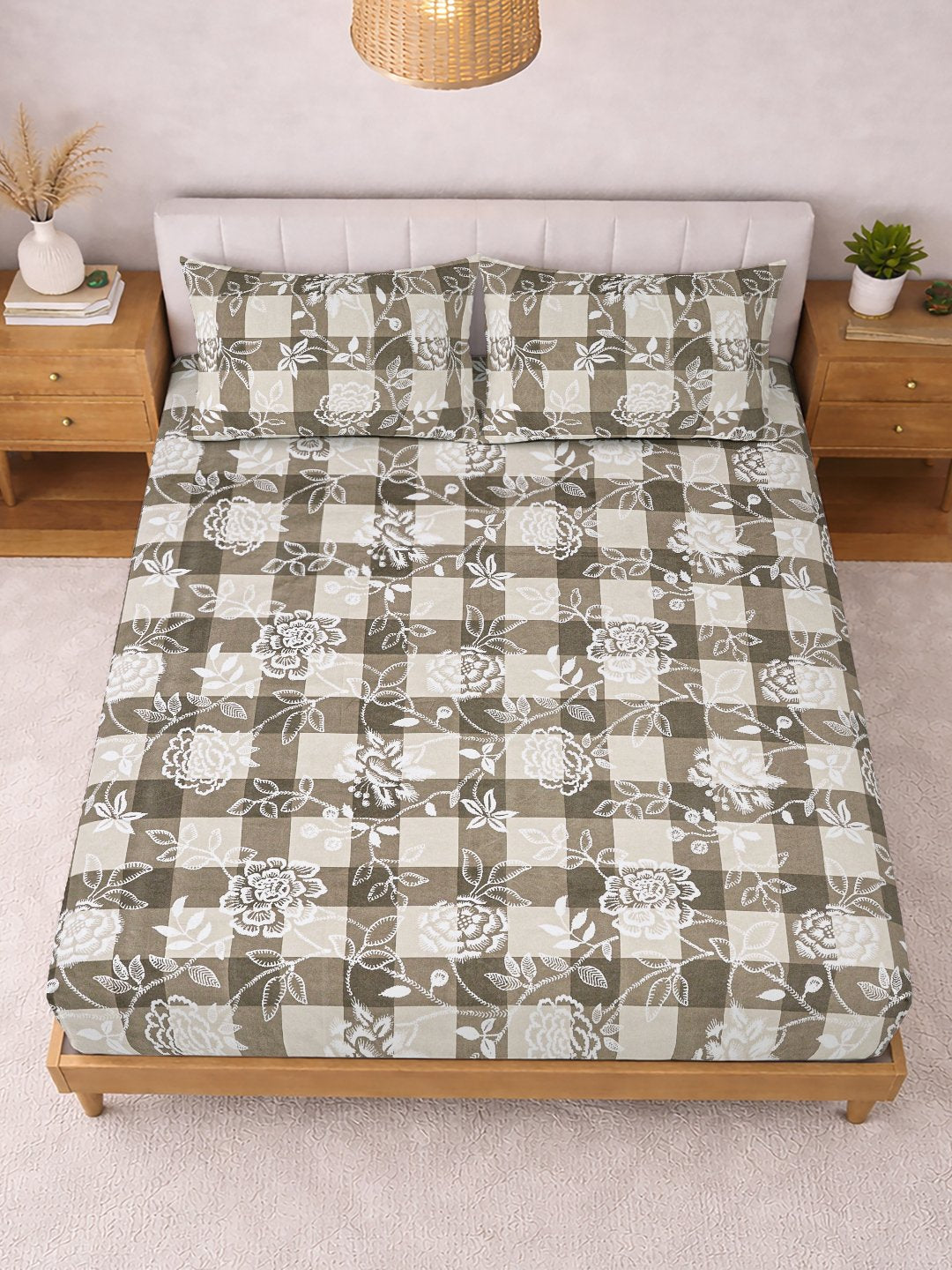 Begie Floral Cotton Blend Double Bedsheet with 2 Pillow Covers