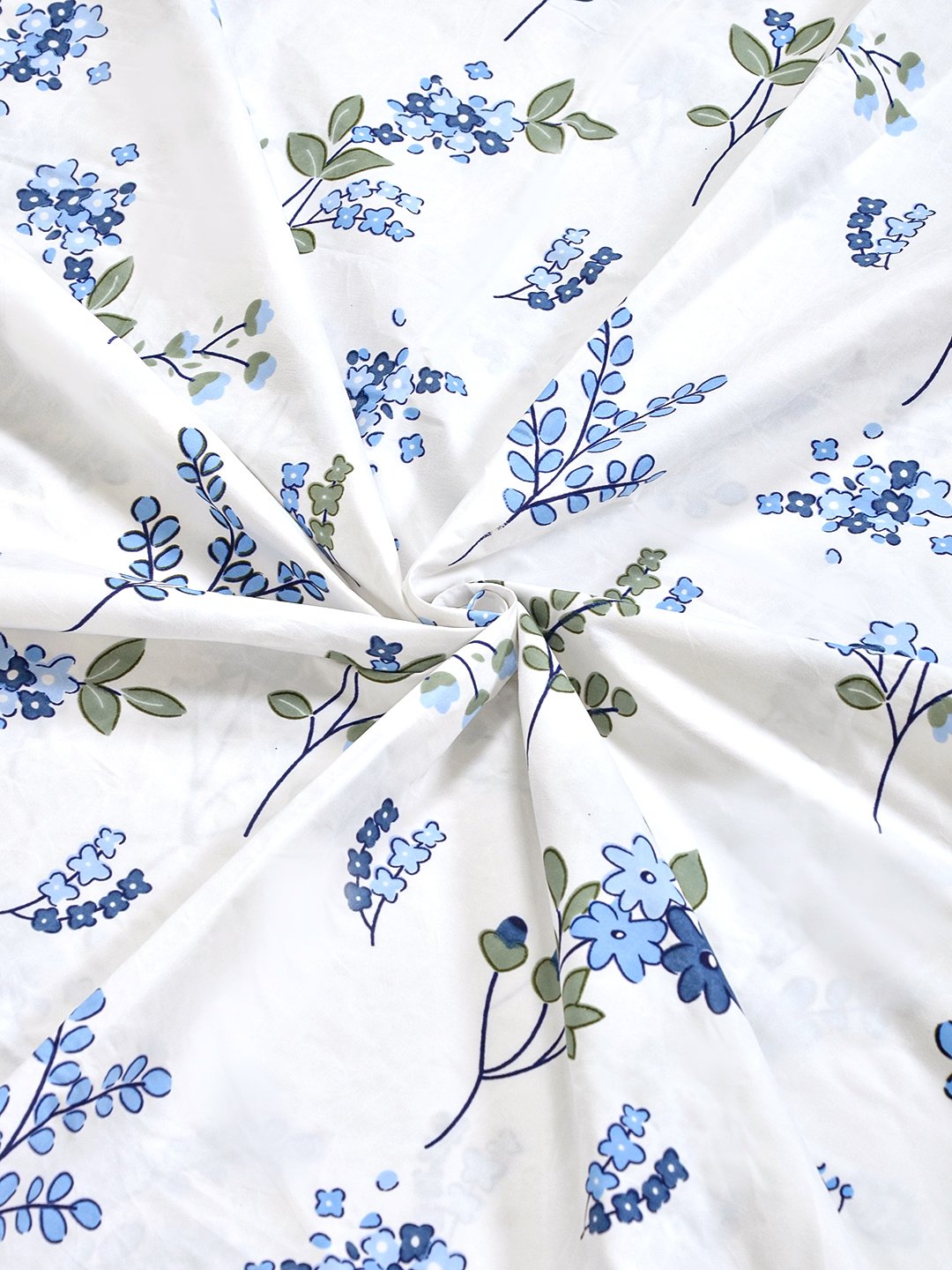 White Geometric 300 TC Cotton Blend Single Bedsheet with Pillow Cover