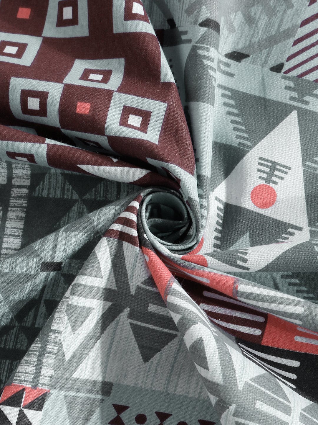 Grey Geometric 400 TC Pure Cotton Super King Fitted Double Bedsheet with 2 Pillow Covers