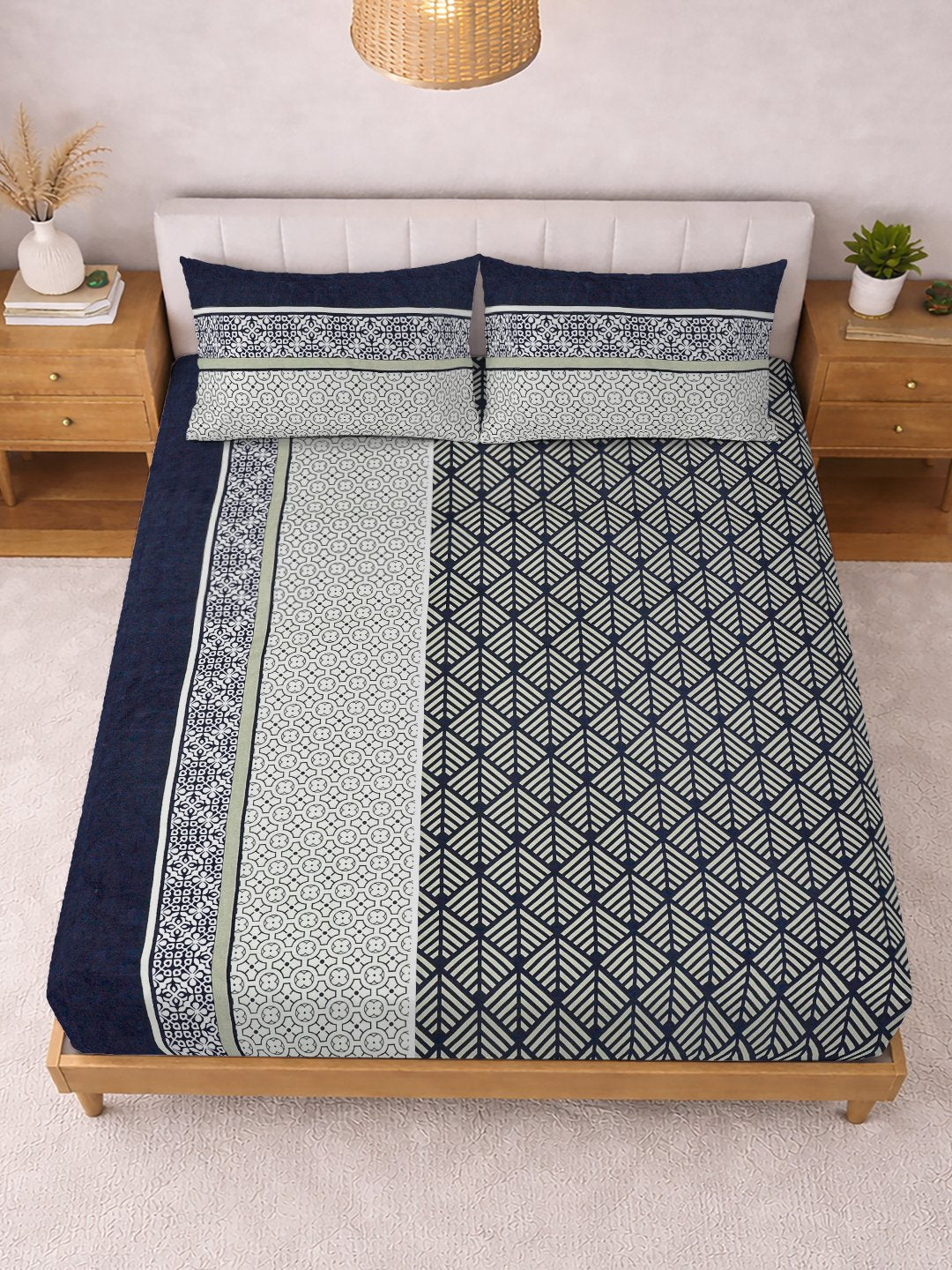 Multi Geometric Cotton Blend Double Bedsheet with 2 Pillow Covers