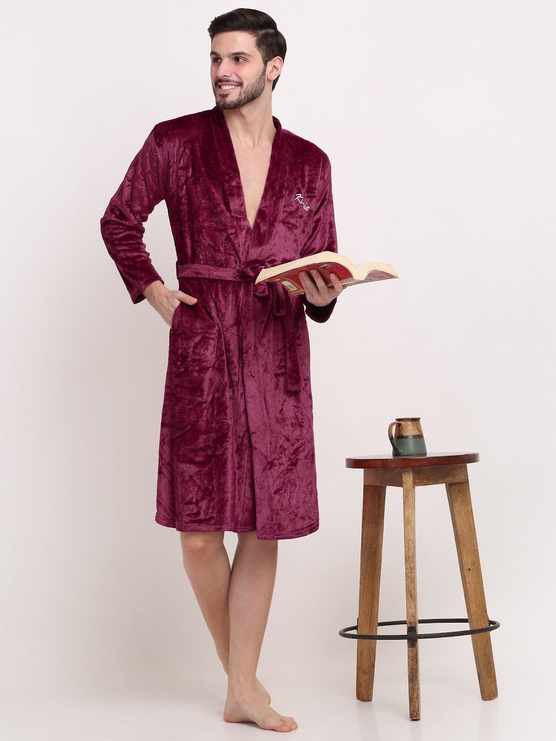 Men Maroon Solid Wool Bath Robe With Belt