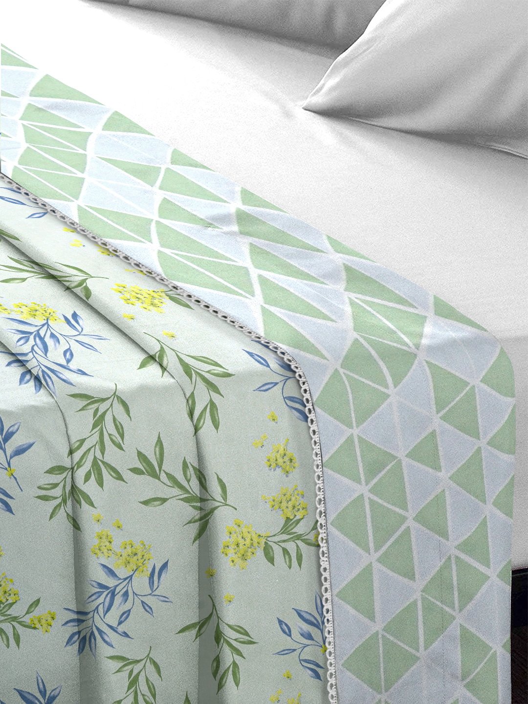 Green Cotton Blend Floral Double Bed Dohar
