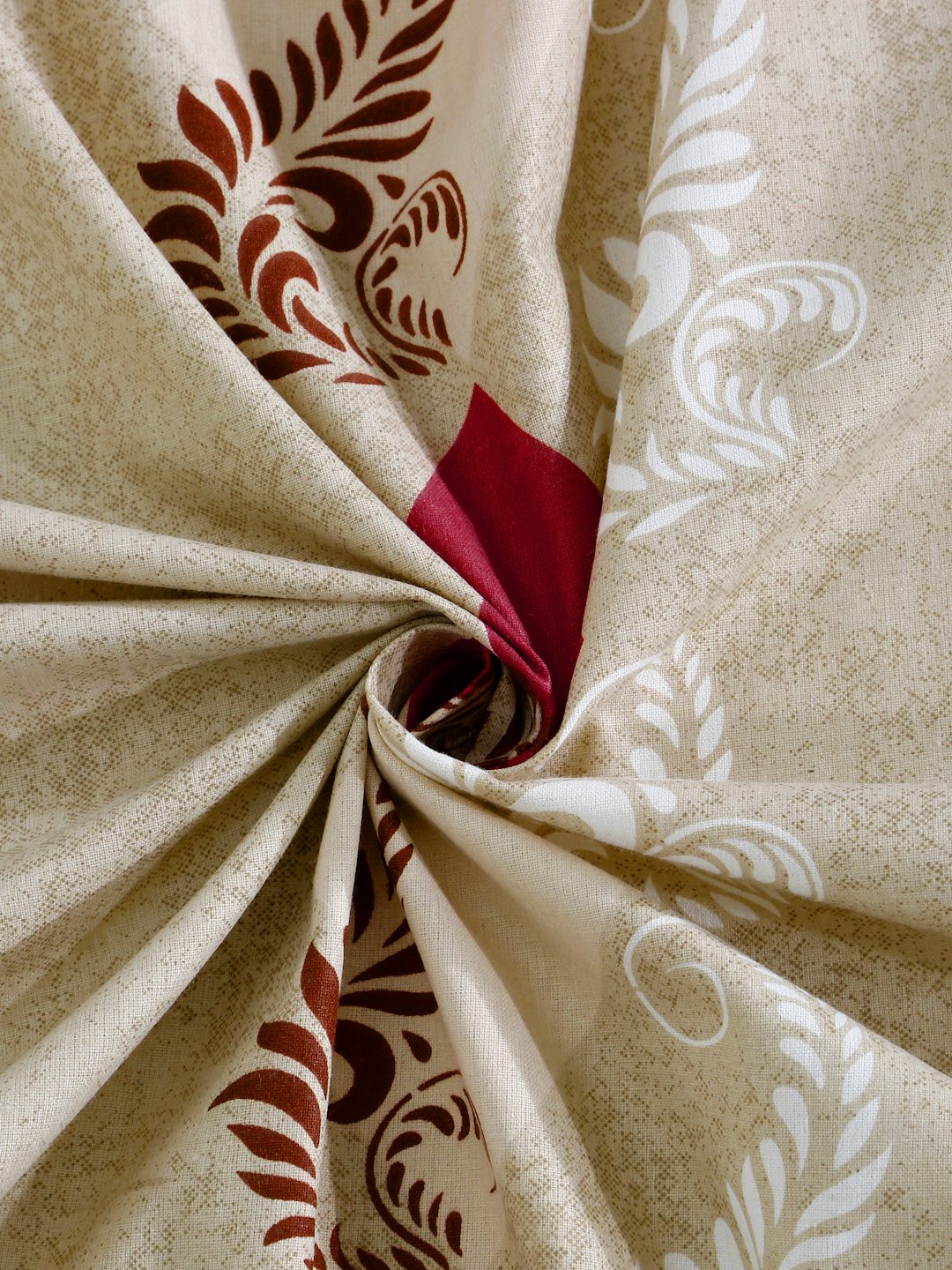 Beige Geometric 400 TC Pure Cotton Double Bedsheet with 2 Pillow Covers
