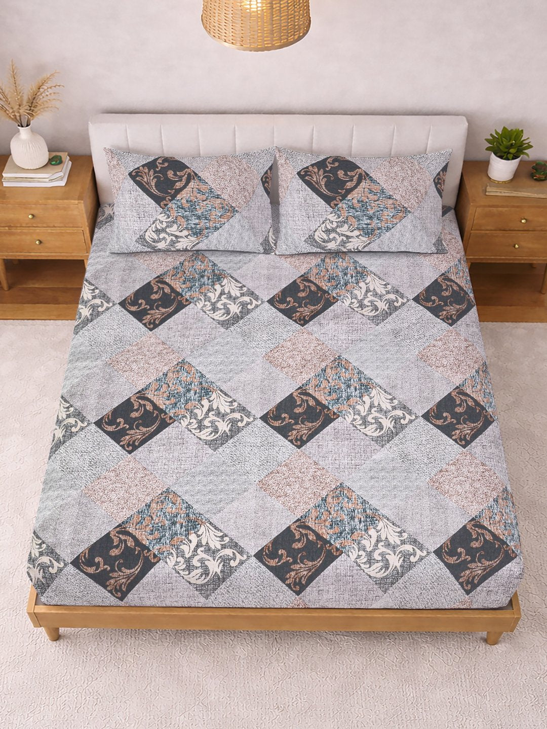 Multi Geometric Cotton Blend Double Bedsheet with 2 Pillow Covers