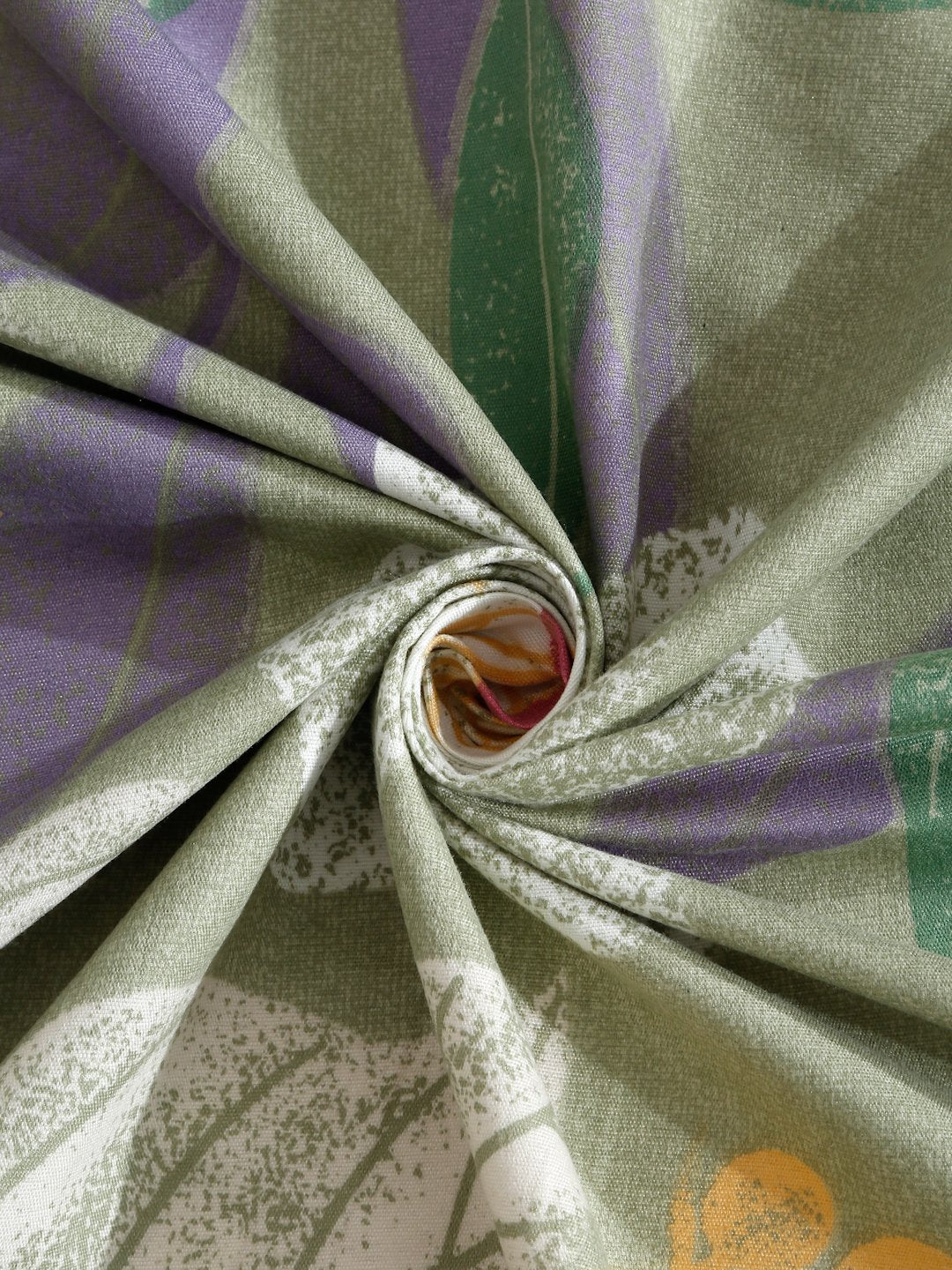Green Floral 300 TC Cotton Blend Fitted Double Bedsheet in Book Fold Packing