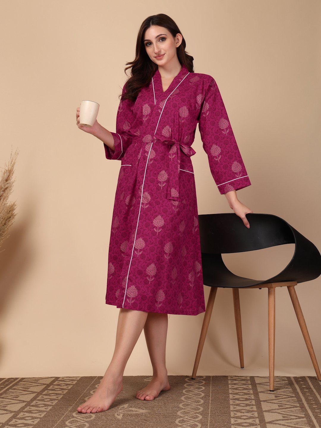 Women Printed Pink Floral Pure Cotton Bath Robe With Belt