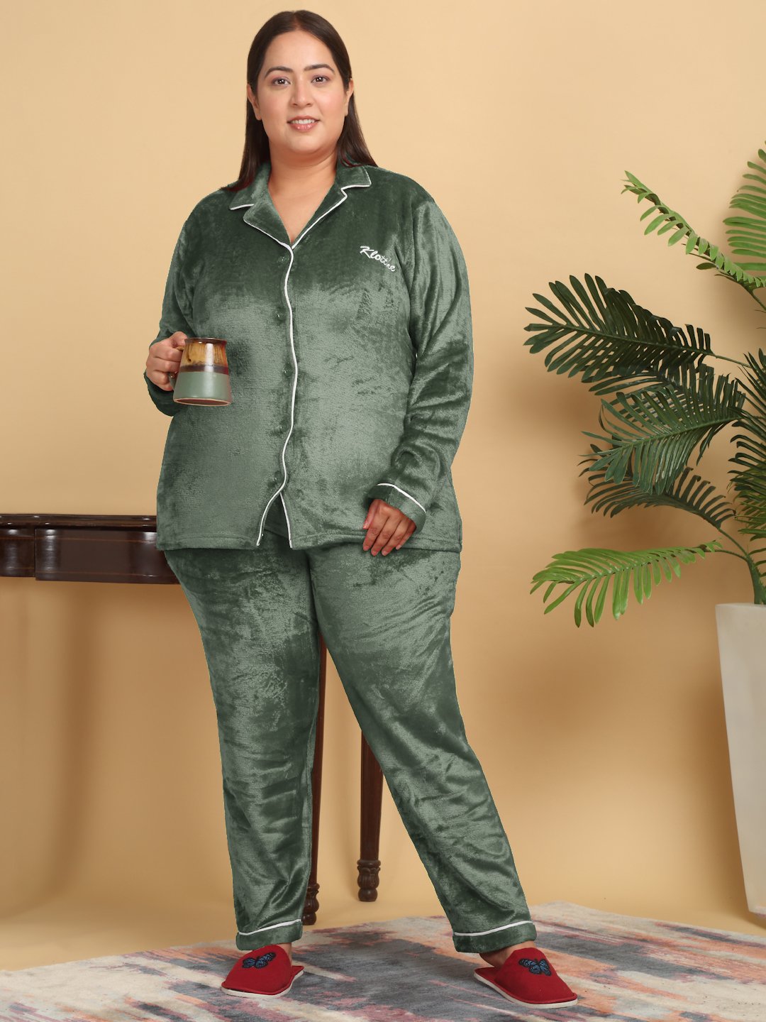 Women Green Solid Plus Size Woolen Night Suit
