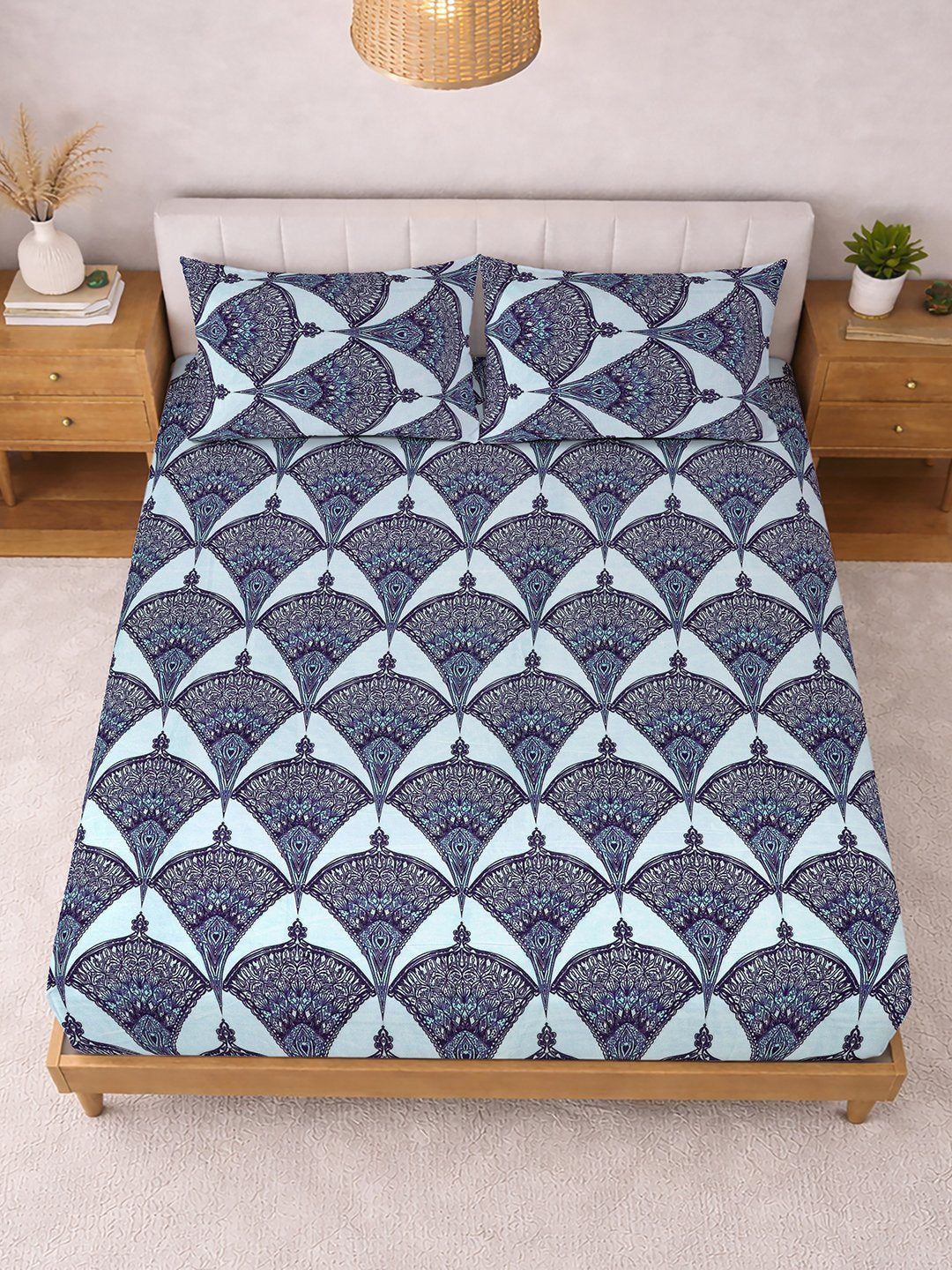 Blue Geometric Fitted Fitted Cotton Blend Double Bedsheet with 2 Pillow Covers