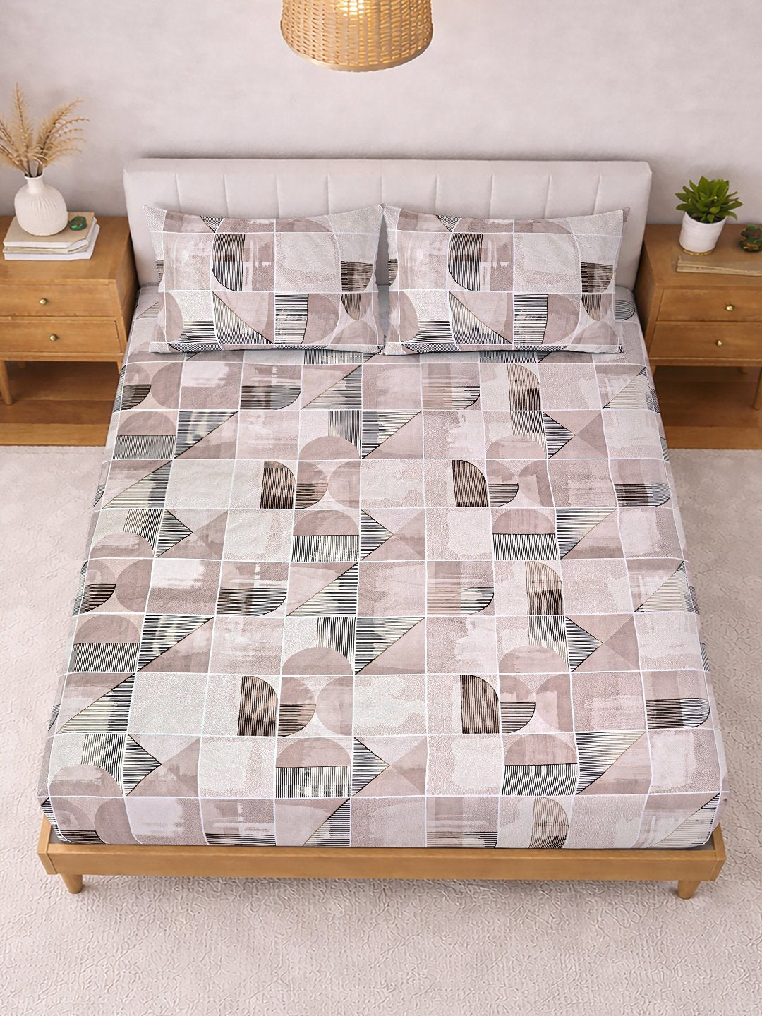Multi Geometric Cotton Blend Double Bedsheet with 2 Pillow Covers
