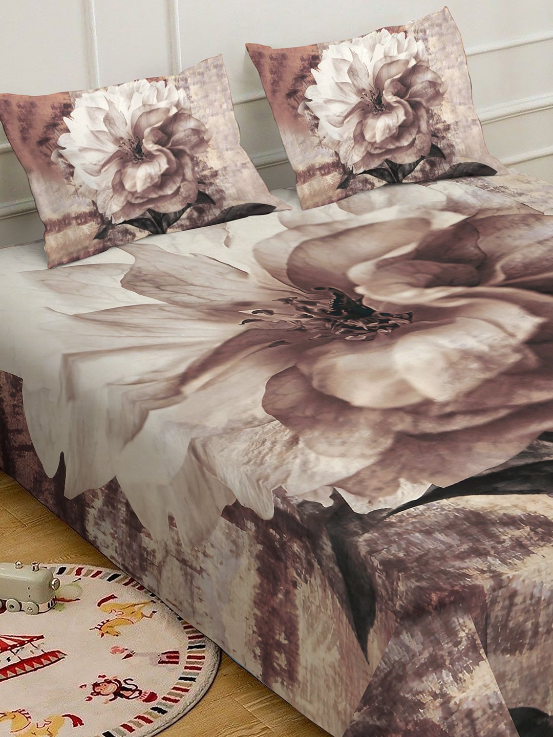 Brown 7D Floral Printed Cotton Blend Double Bedsheet with 2 Pillow Covers