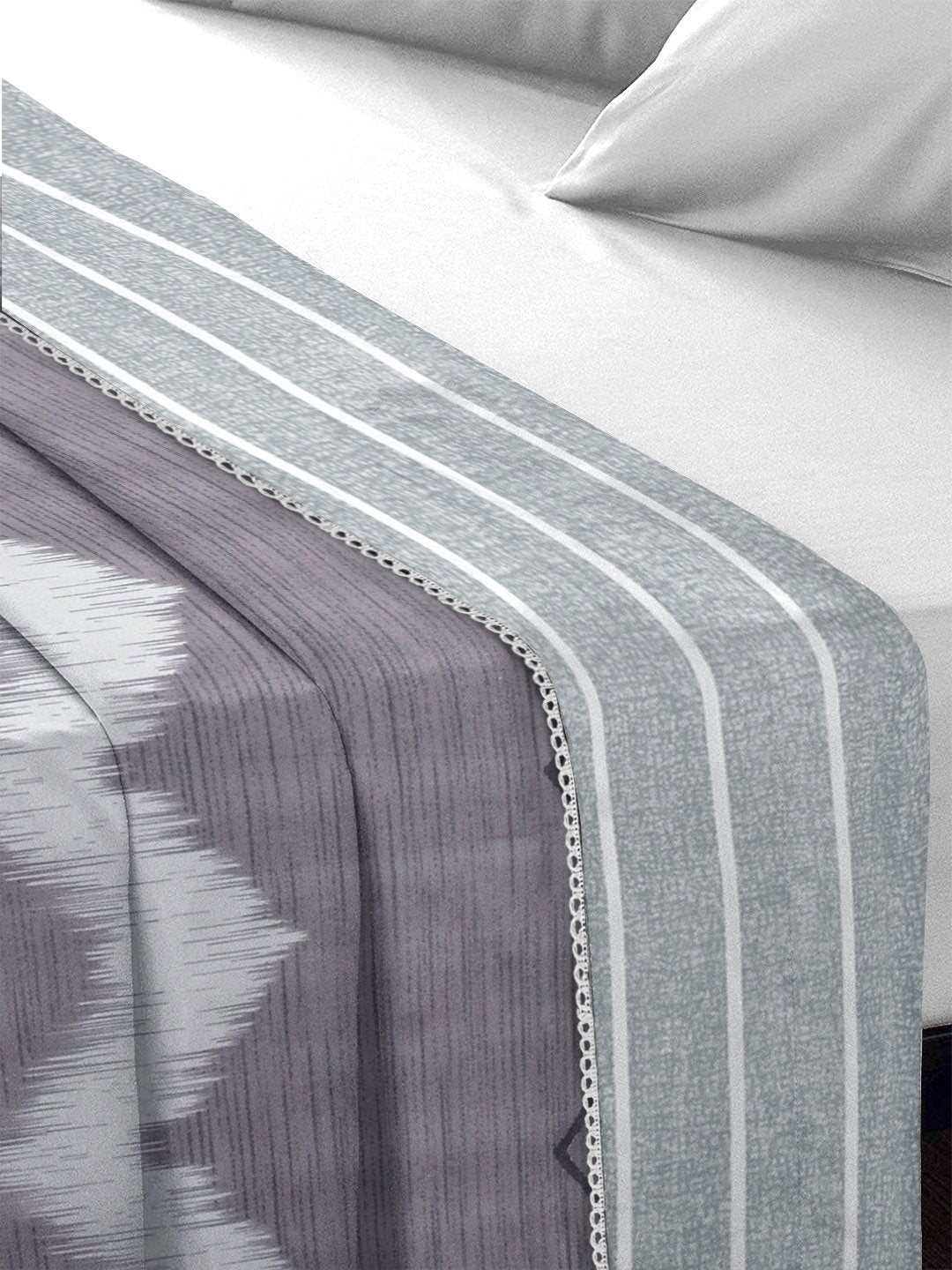Purple Cotton Blend Geometric Double Bed Dohar