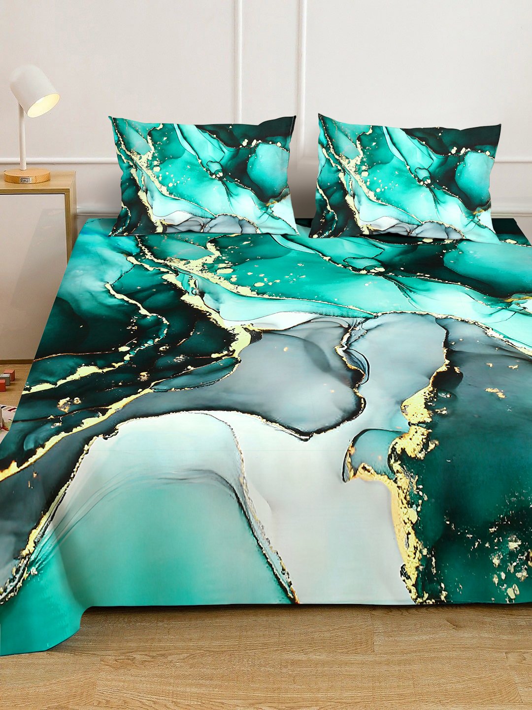 Green Digital Abstract Printed Cotton Blend Fitted Double Bedsheet with 2 Pillow Covers