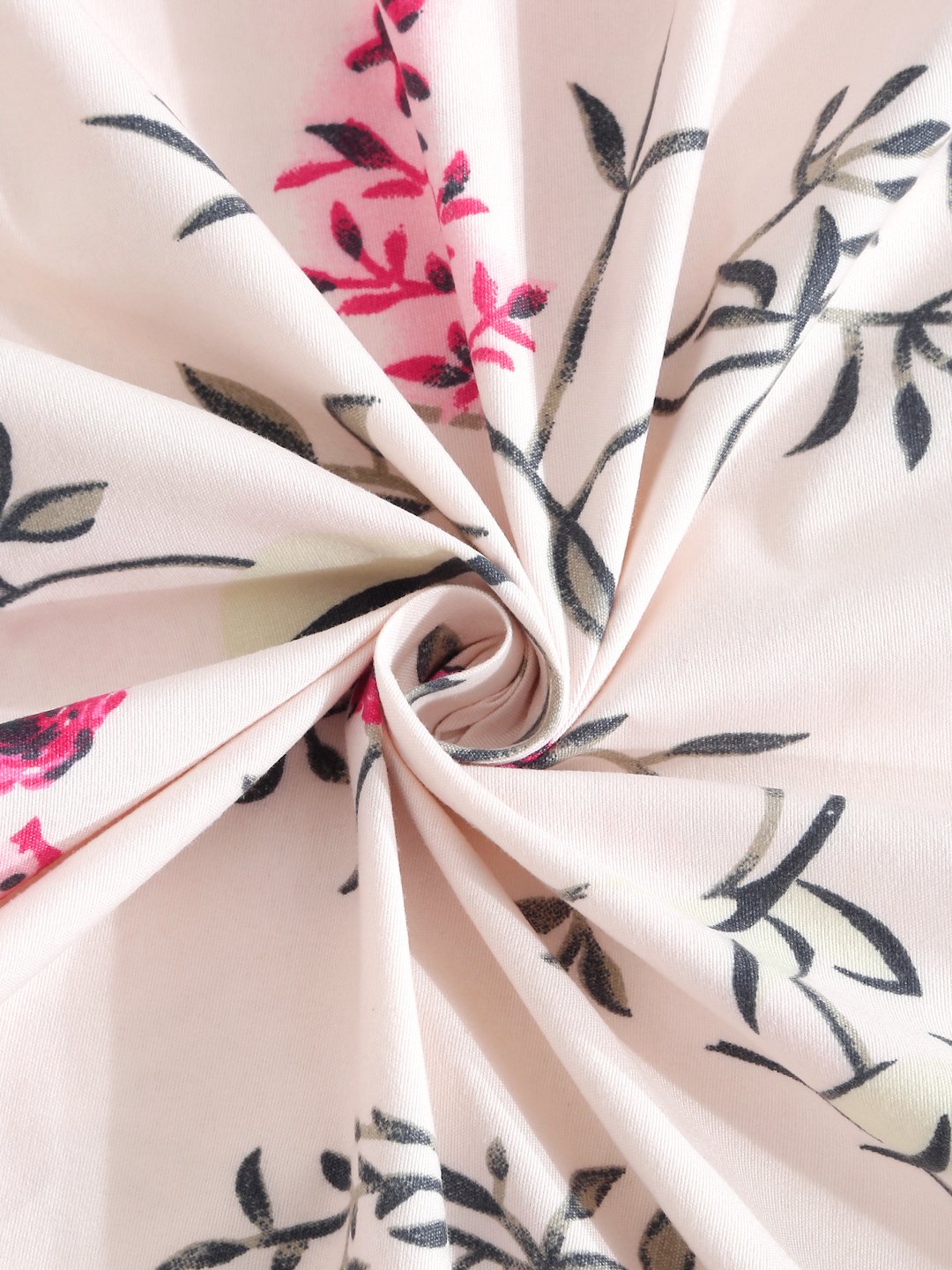Cream Floral 300 TC Cotton Blend Fitted Double Bedsheet in Book Fold Packing