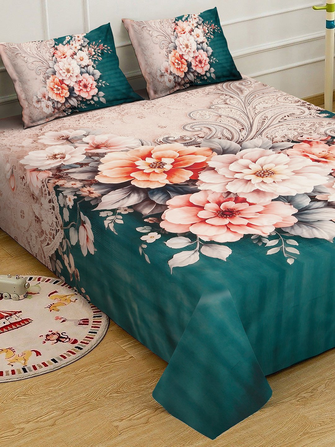 Green Digital Floral Printed Cotton Blend Fitted Double Bedsheet with 2 Pillow Covers