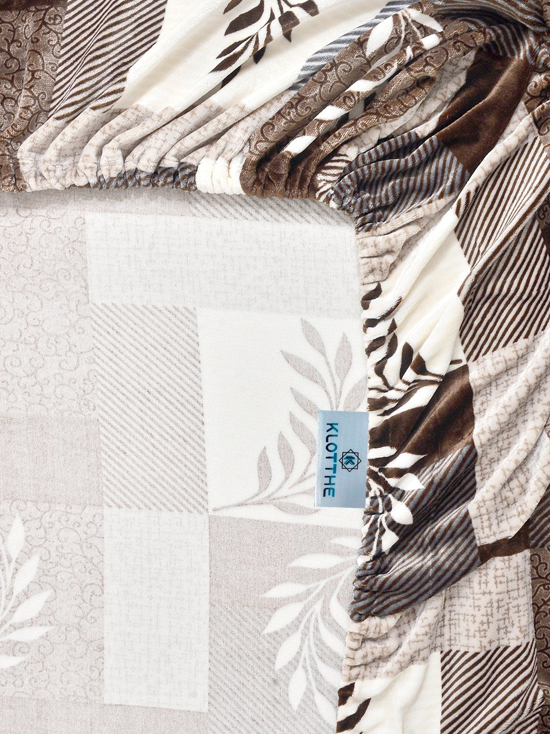 Brown Floral Super King Woolen Fitted Double Bedsheet with 2 Pillow Covers