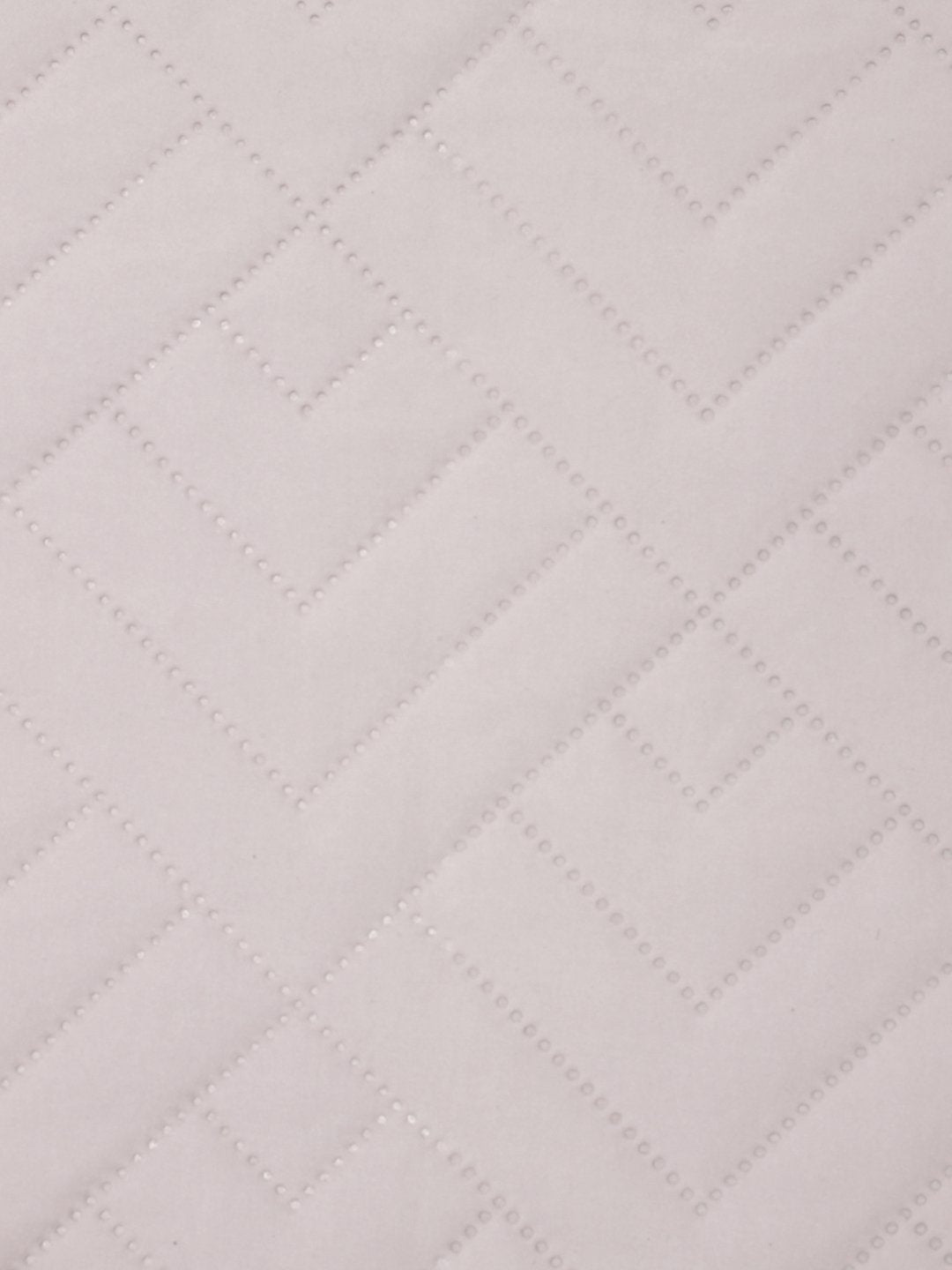 Cream Geometric King Size Micro Fiber Filling Double Bedcover with 2 Pillow covers