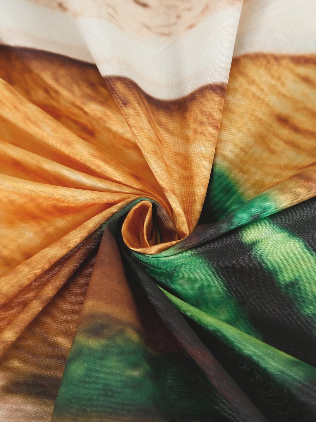 Multi 7D Abstract Printed Cotton Blend Double Bedsheet with 2 Pillow Covers