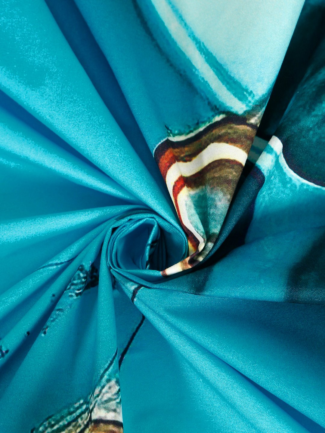 Blue 7D Floral Printed Cotton Blend Double Bedsheet with 2 Pillow Covers