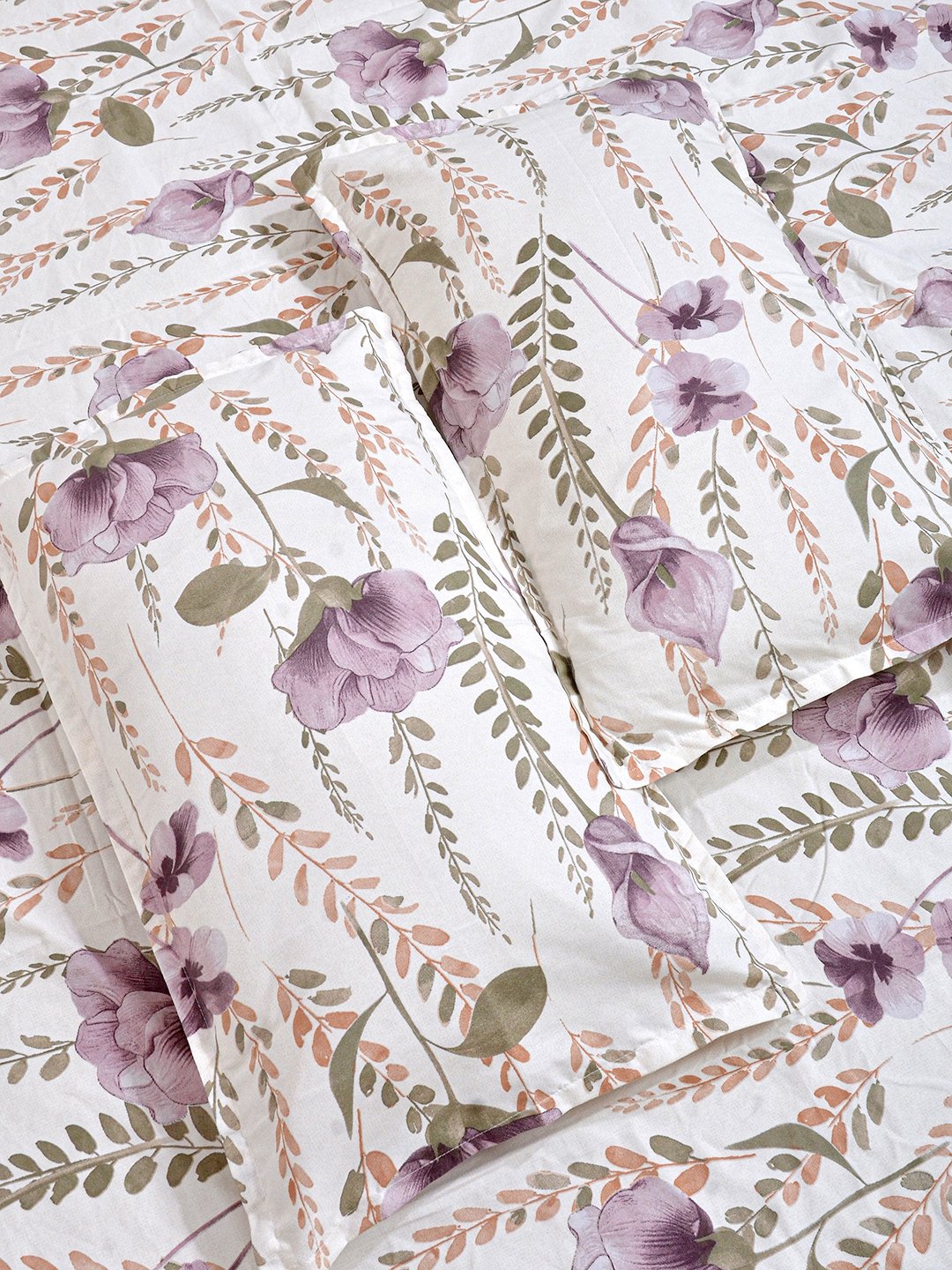 White Floral 300 TC Cotton Blend Fitted Double Bedsheet with 2 Pillow Covers