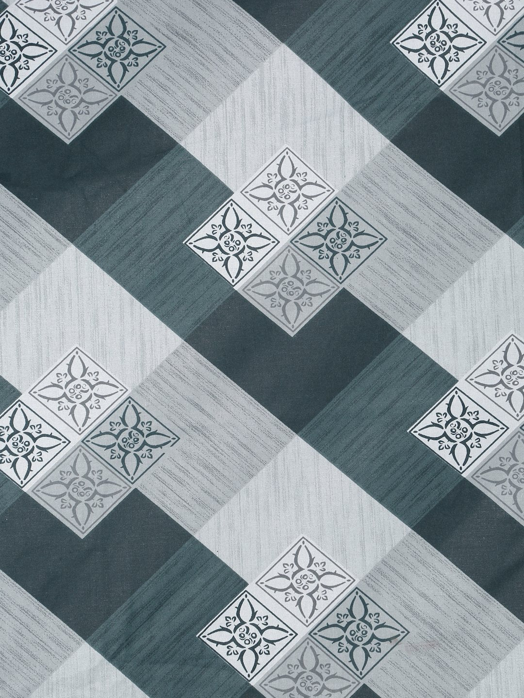 Green Geometric 400 TC Pure Cotton Super King Fitted Double Bedsheet with 2 Pillow Covers