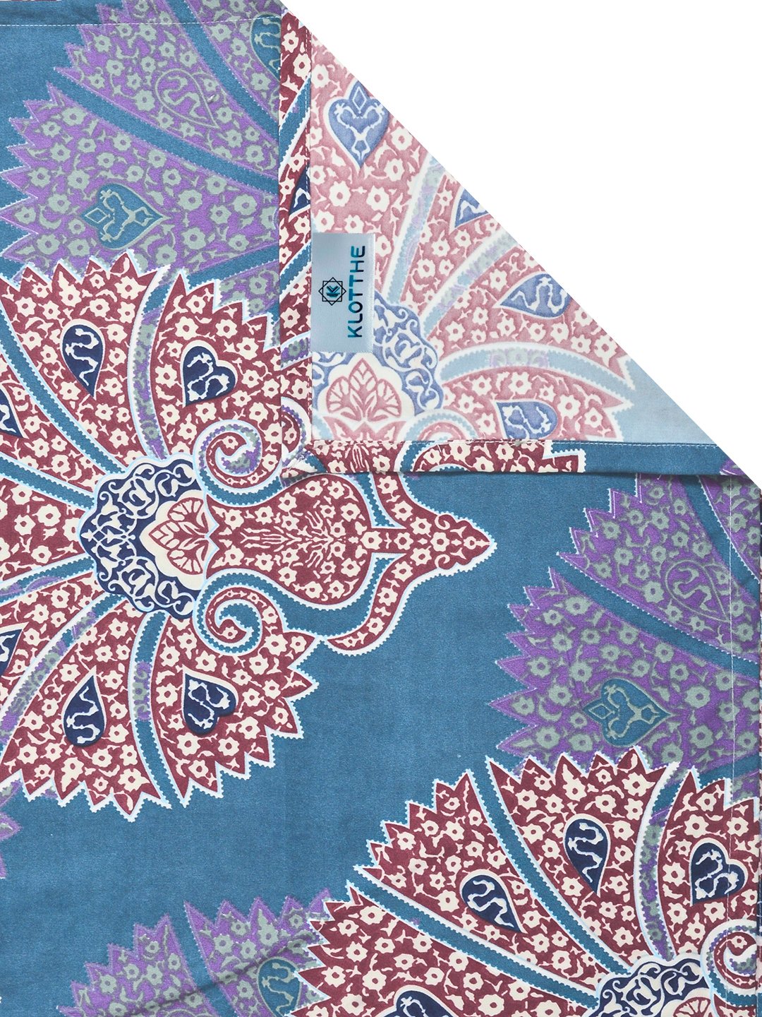 Blue Ethnic Motifs Cotton Blend Double Bedsheet with 2 Pillow Covers