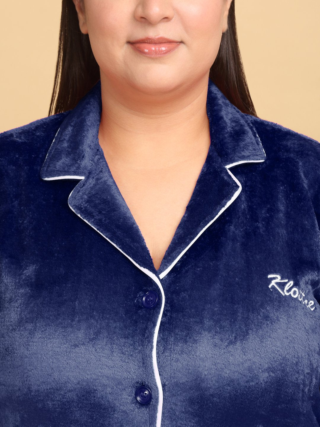 Women Blue Solid Plus Size Woolen Night Suit