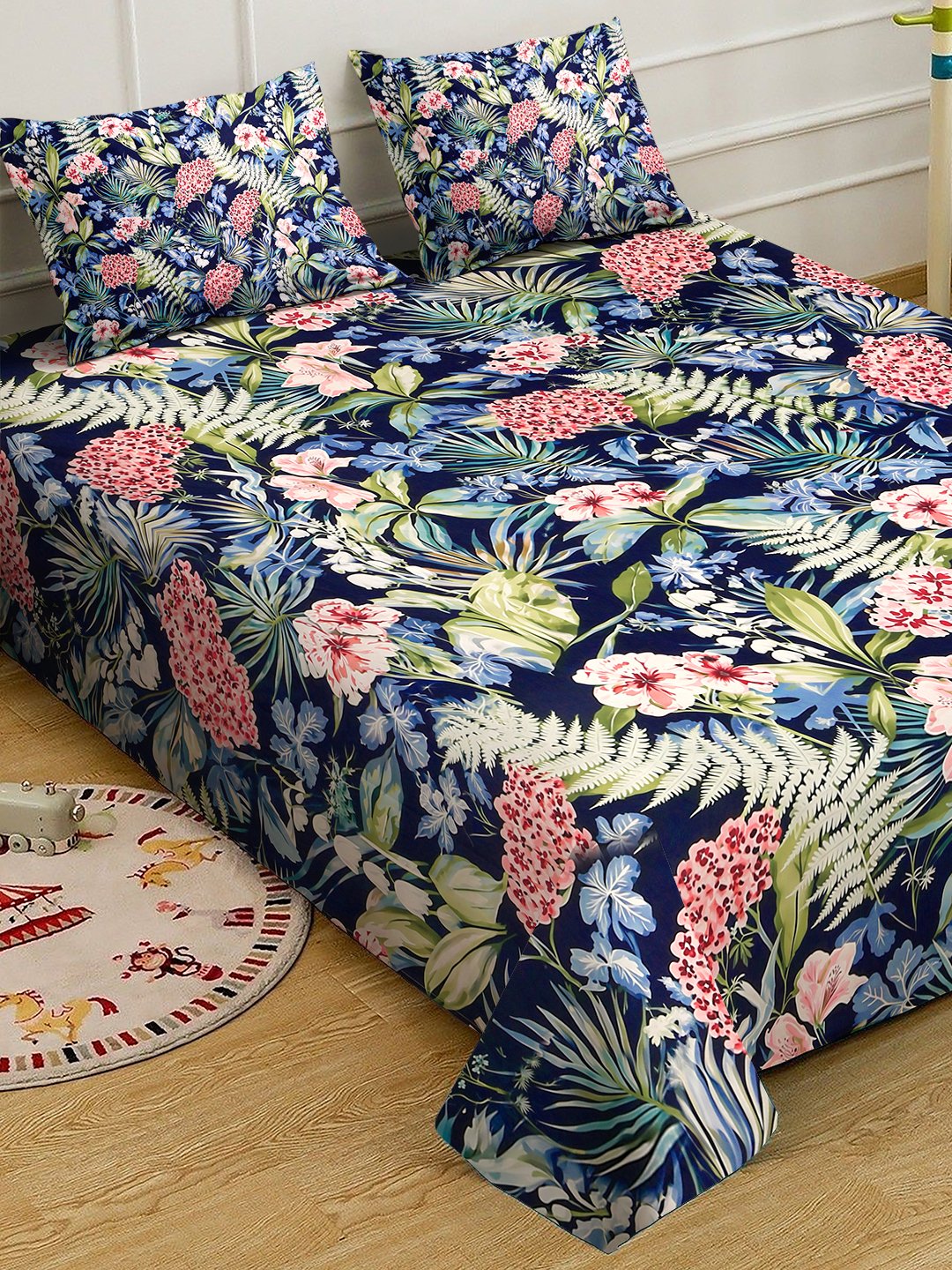 Blue Digital Floral Printed Cotton Blend Fitted Double Bedsheet with 2 Pillow Covers