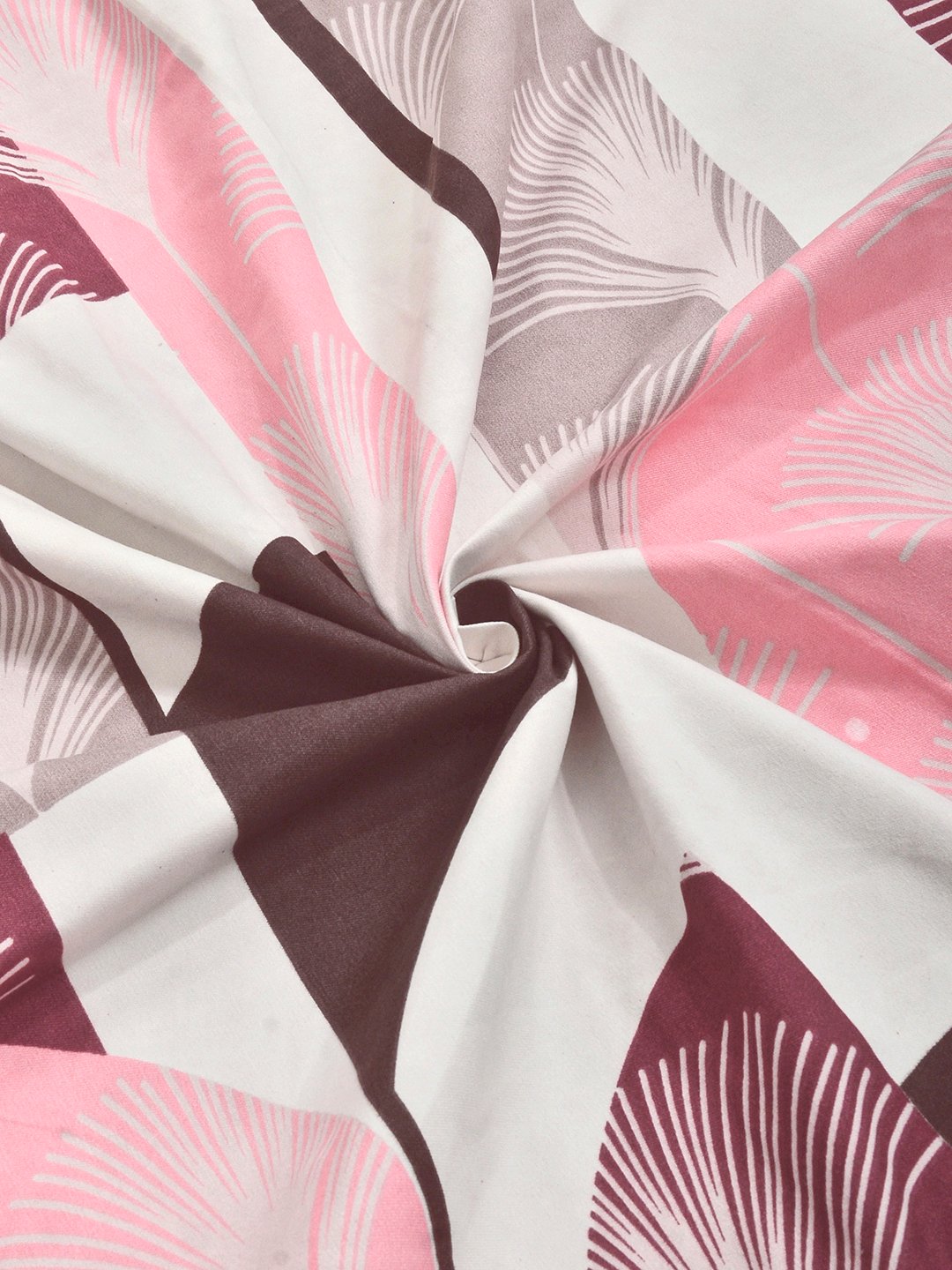 Multi Geometric Fitted Fitted Cotton Blend Double Bedsheet with 2 Pillow Covers