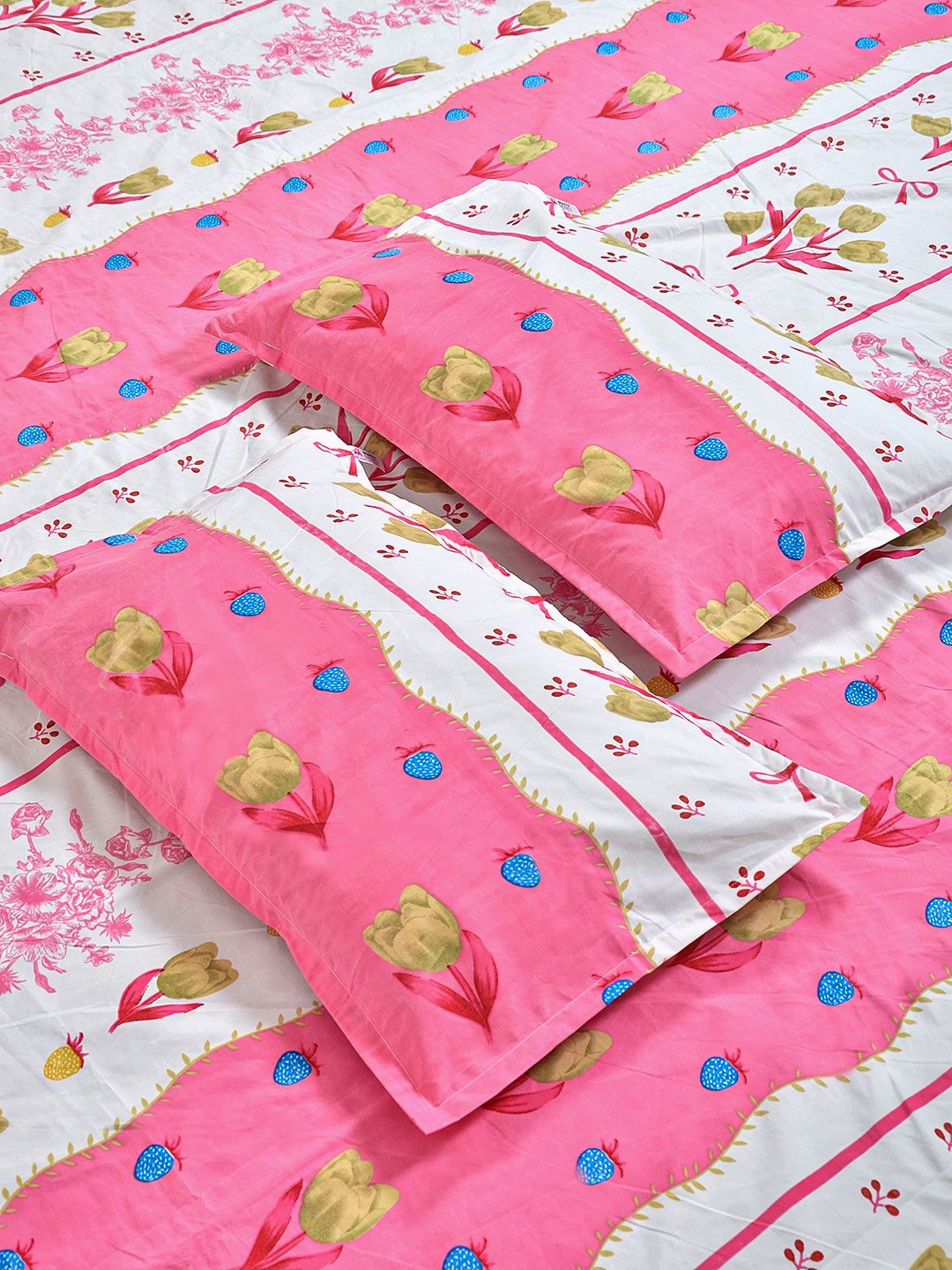 Pink Floral 300 TC Cotton Blend Fitted Double Bedsheet with 2 Pillow Covers