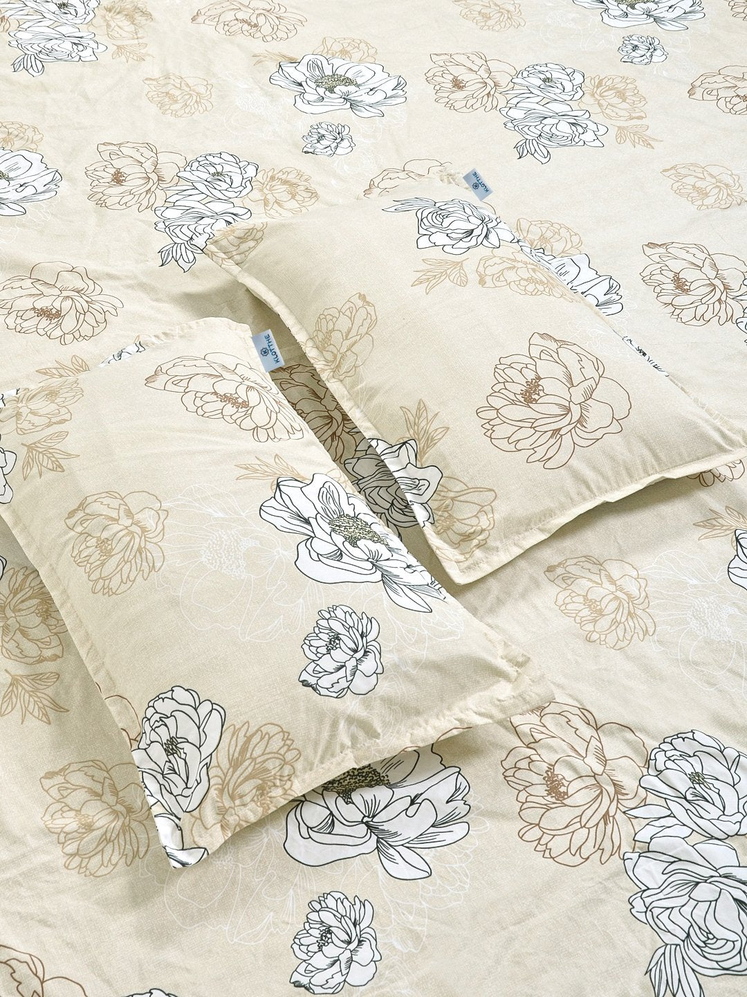 Cream Floral 300 TC Cotton Blend Double Bedsheet with 2 Pillow Covers