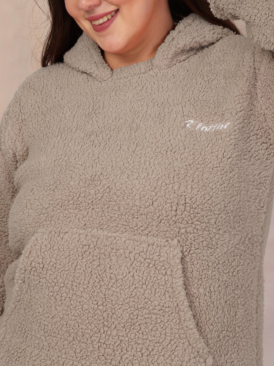 Women Beige Solid Sherpa Heavy Winter Hooded Pluz Size Woolen Night Suit