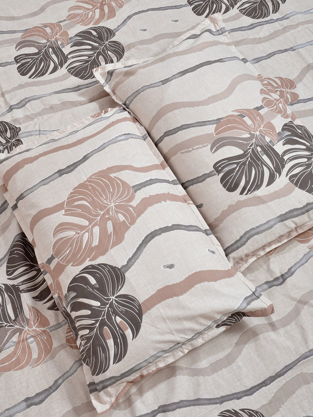Beige Floral 300 TC Cotton Blend Fitted Double Bedsheet with 2 Pillow Covers