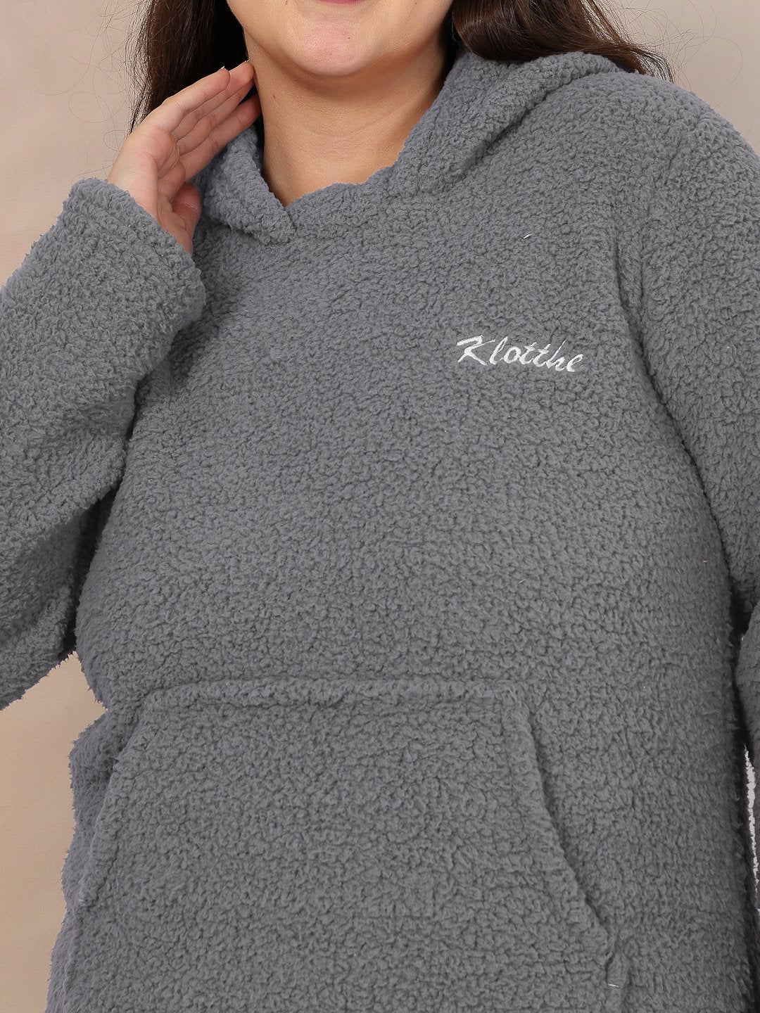 Women Grey Solid Sherpa Heavy Winter Hooded Pluz Size Woolen Night Suit